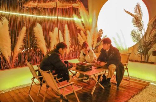 Muslim Quarter Hostel | Xi'an Sky Garden Rooftop Social Hostel - Steps from Bell Tower & Food St - 24H Front Desk - EnglishFriendly