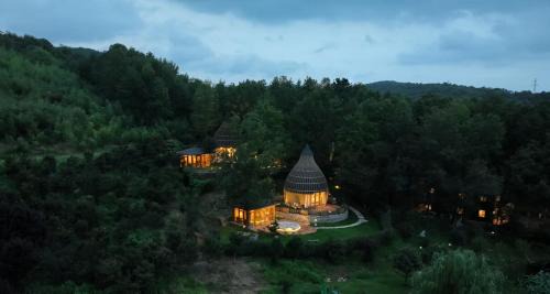 Xingjialou House | Xiangquan Peach Blossom Sand