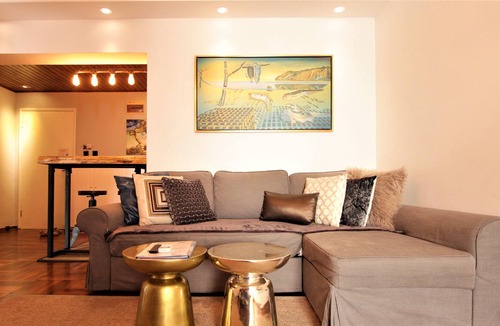 Huangpu Apartment | Xintiandi Dali-theme Gallery Suite, slps 6