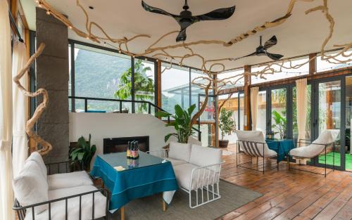 Yangshuo Hotel | Xitang River View Hotel-free breakfest-pool