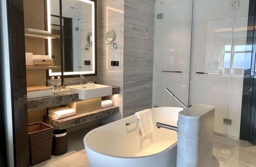 Quan Shan Hotel | Xuzhou Marriott Hotel Lakeview