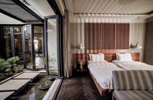 Shuanglang Hotel | Yakamoz Haijie Hotel