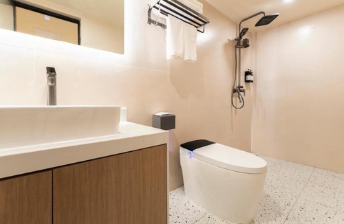 Jeifangbei Central Business District Hotel | YAN YU Designer Hotel