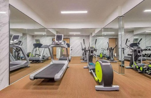 Yuzhong Hotel | YANG TRAVEL Hotel 重庆解放碑洪崖洞店