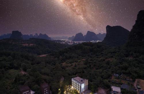 Yangshuo House | Yangshuo Courtyard Hotel-Free pick up from Airport or TS for 3 nights or more before July 15th