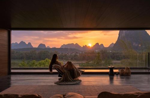Liu Sanjie Scenic Area Hotel | Yangshuo Gallery Resort-River View, Sunset,Cafe,Karast Mount,Ten-Mile Gallery,Free Laundry,Travel Guide,Book Tickets in Advance,E-Scooter Service