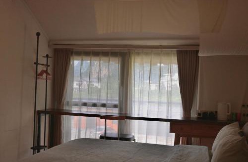 Ten Mile Gallery Bed & Breakfast | Yangshuo Hillside Homestay