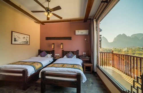 Yangshuo Hotel | Yangshuo Mountain Nest Boutique Hotel