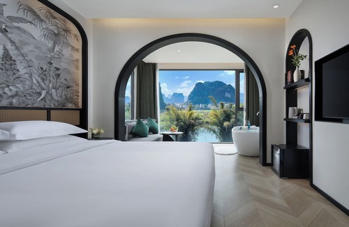 Ten Mile Gallery Resort | Yangshuo Norton Manor Resort