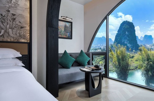 Ten Mile Gallery Resort | Yangshuo Norton Manor Resort
