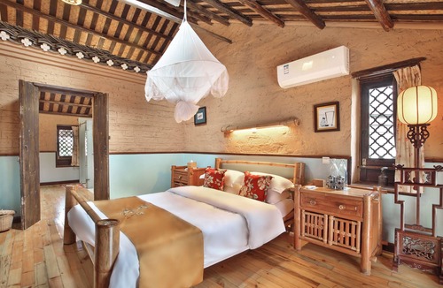 Ten Mile Gallery Hotel | Yangshuo Village Inn