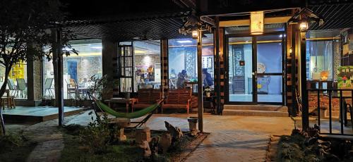 Xingping Ancient Town House | Yangshuo Xingping Our Inn-Near 20 Yuan Background