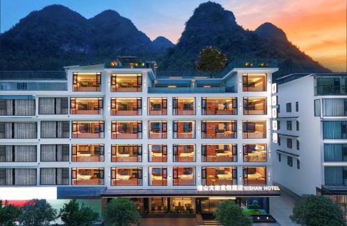 Ten Mile Gallery Hotel | Yangshuo Xishan Meishu Resort Hotel