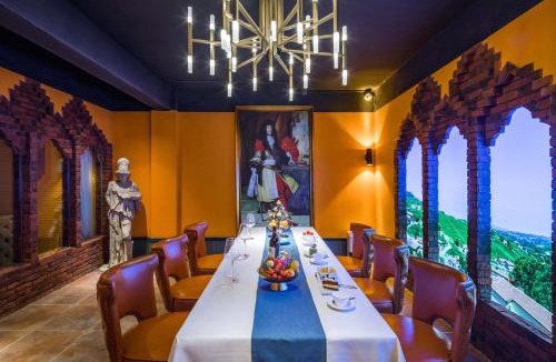 Yangshuo Hotel | Yangshuo Yulong River Castle Hotel