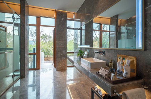Hanjiang District Hotel | Yangzhou Seclusive Life Hot Spring Resort