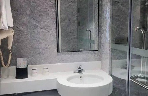 Nanshan Hotel | YESTE Hotel (Shenzhen Nanshan Qianhai Daxin subway station)