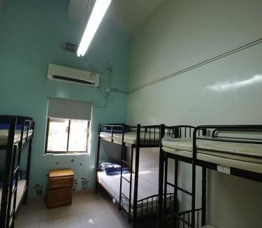 Islands District Hostel | YHA Ngong Ping SG Davis Youth Hostel
