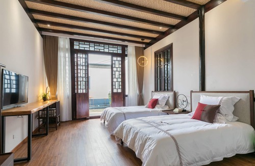 Pudong Hotel | Yi Garden Cultural Hotel Disney Branch