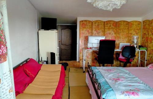 Minhang House | Yi Ju Homestay-ZhuanQiao Subway Station, MinHang District