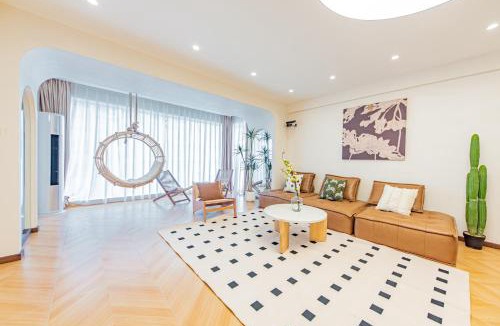 Jeifangbei Central Business District House | Yingxi River View Homestay Jiefangbei Hongyadong Branch