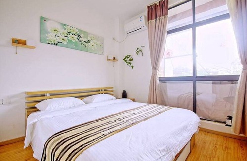 Zhouzhuang House | Yinjiangnan Xishui Zhijian Themed Inn