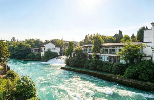 Dujiangyan Hotel | Yinshi Yunshe Private Hot Spring Villa in Dujiangyan