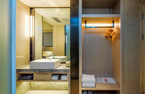 Xixiu District Hotel | Yishang Hotel Anshun High-speed Railway Station Airport Road Branch