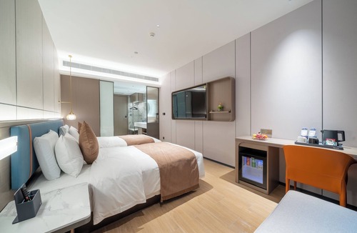 Shangfangcun Hotel | Yizhi Hotel - Guangzhou Shamian Island Huangsha Metro Station
