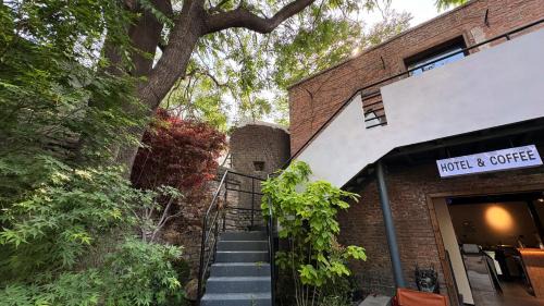 Dongcheng Hotel | Yonghe Courtyard Hotel