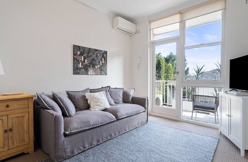 Balmain Apartment | Your Stylish Balmain Retreat