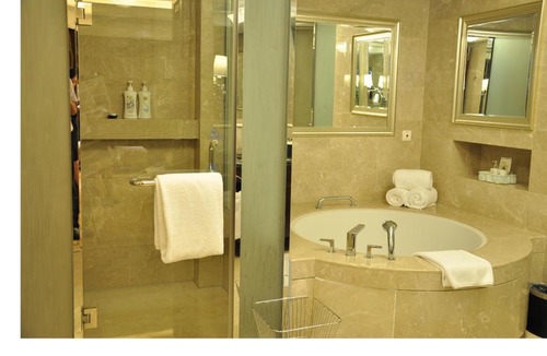 Yiwu Hotel | Your World International Conference Centre Hotel