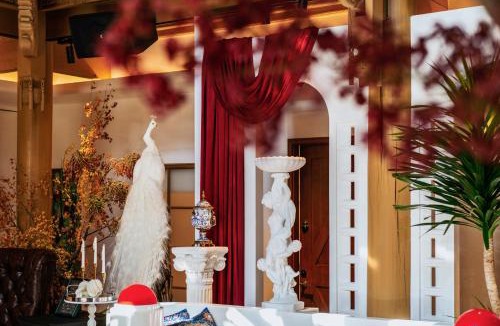 Shuhe Old Town Hotel | Yuben Travel Style - Lijiang Shuhe Ancient Town Store