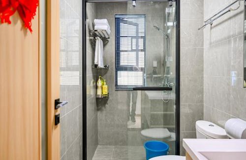 Liangqing District Apartment | Yueting-Three bedroom-Family outings-Cooking facilities-Nanning College-Garden Expo Park-Longgang-Qianhai Life Insurance-Hejing Tianjun-Linggui Mountain Park
