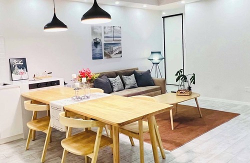 Changshou Road Hotel | YUEXI