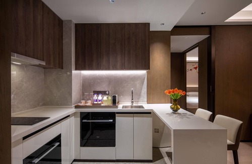 Yuexiu Hotel | Yuexiu Hotel Guangzhou,Curio Collection by Hilton
