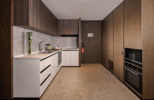 Yuexiu Hotel | Yuexiu Hotel Guangzhou,Curio Collection by Hilton