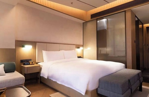 Shapingba Hotel | Yueyin Chongqing Courtyard