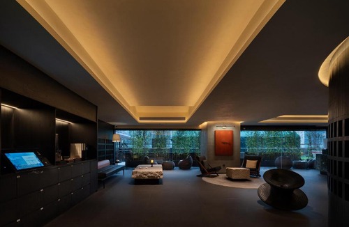 Tianhe Center Hotel | YuFei International Hotel-Guangzhou Tower Zhujiang New Town Sports West Road Branch Underground stop-Canton Fair Exclusive Rate