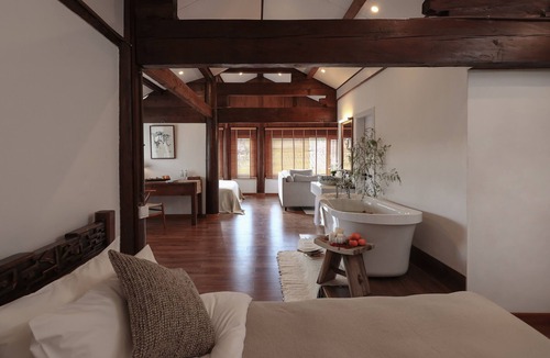 Baisha Old Town Hotel | Yulong Sadhu Inn