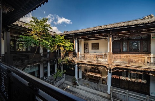 Dali Ancient Town Hotel | Yun Nan,Da Li Hotel Dali Century-old Ethnic Courtyard Hotel,Located Inside Central Scenic Area of Dali Ancient Town Pick-up Service云南大理文硕合院酒店-大理古城景区内核心位置
