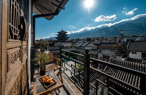 Dali Ancient Town Hotel | Yun Nan,Da Li Hotel Dali Century-old Ethnic Courtyard Hotel,Located Inside Central Scenic Area of Dali Ancient Town Pick-up Service云南大理文硕合院酒店-大理古城景区内核心位置