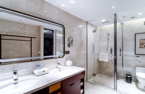 Wuqiao County Hotel | Yun-zen Jinling Acrobatics Hotel