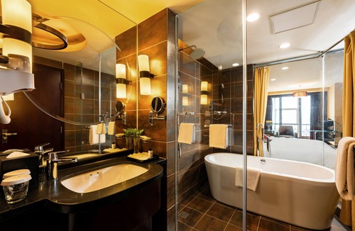 Shijiazhuang City Center Hotel | Yun-Zen Jinling World Trade Plaza Hotel