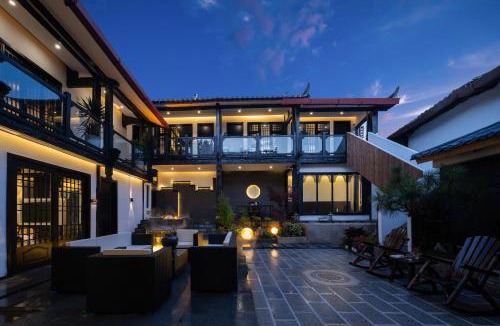 Dayan Old Town House | Yunman Sky Cloud Quiet Garden Guesthouse offers breakfast and afternoon tea with free airport shuttle services The hotel provides a platform for visiting the ancient city and Yulong snow