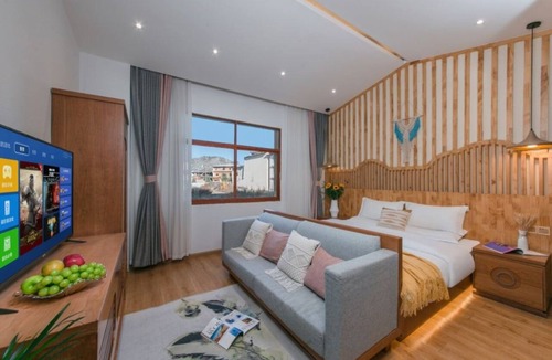 Shangri-La Hotel | Yunyin Sanqiu Inn