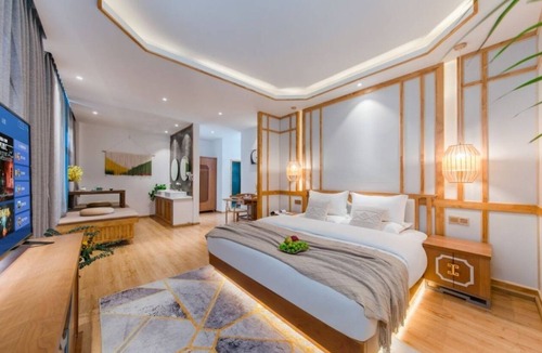 Shangri-La Hotel | Yunyin Sanqiu Inn