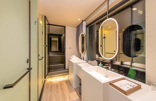 Huairou Hotel | Yusu Star