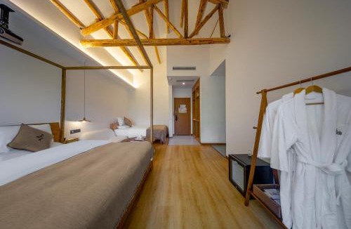 Enshi Hotel | Yutang Muyun Mountain Retreat near Enshi Dixin Valley