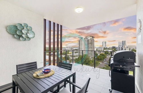 Darwin City Centre Condo | ZEN At ARRAY - 2 Bedroom Retreat in CBD