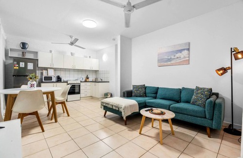 Nightcliff Apartment | Zen Bamboo: cozy - modern - central